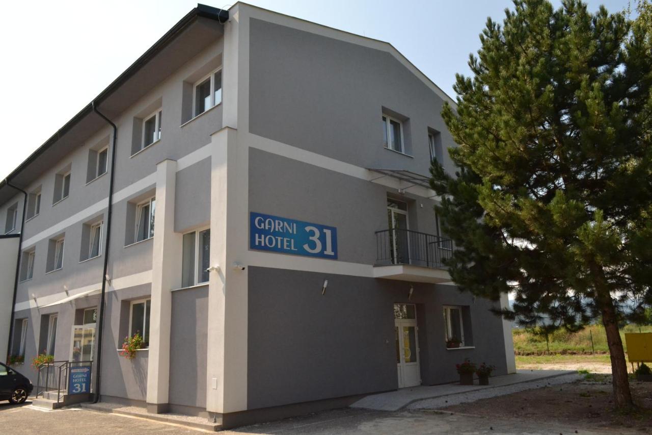 Spišská Nová Ves Garni Hotel 31 מראה חיצוני תמונה